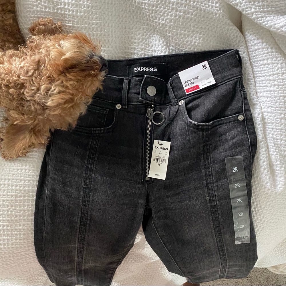 Express Cropped Black Jeans. BRAND NEW With Tags - Picture 2 of 6